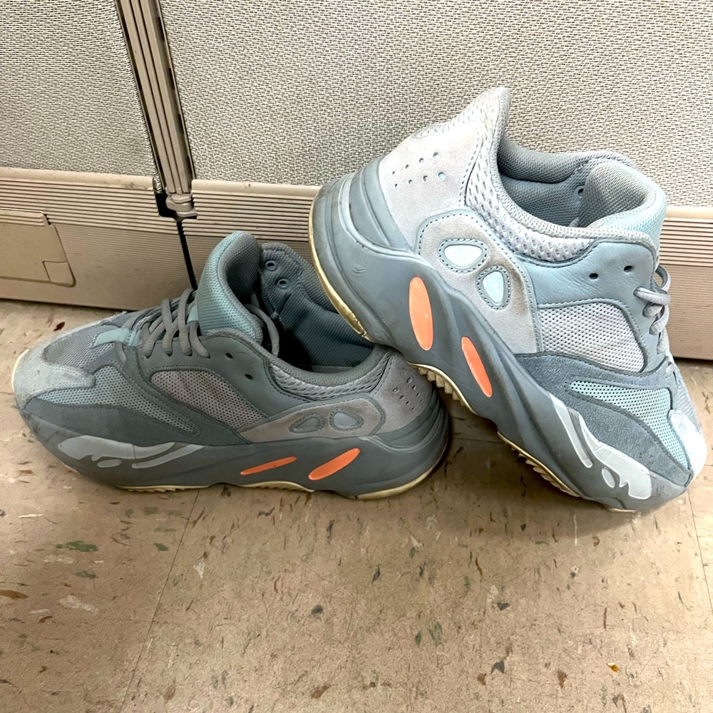 Adidas Yeezy boost 700 INERTIA